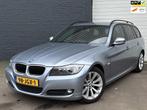 BMW 3-serie Touring 318i Business Line AUTOMAAT/NAVI/PDC/LMV, Automaat, Zwart, Origineel Nederlands, Parkeersensor