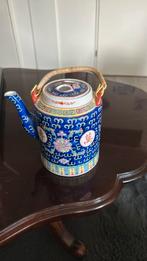Hand beschilderde chinese theepot, Antiek en Kunst, Antiek | Porselein, Ophalen of Verzenden