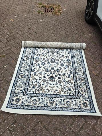Tapijt met bloemmotief - 150x200 cm beschikbaar voor biedingen