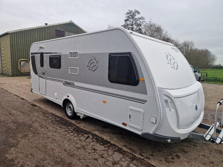 Knaus 580 FDK, 6 Ps. Stapelbed Voortent Vol. Mover 21950,- !, Caravans en Kamperen, Caravans, Bedrijf, tot en met 6, 1250 - 1500 kg