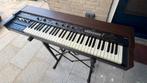 Roland VK-8 drawbar keyboard (Hammond kloon), Muziek en Instrumenten, Keyboards, Ophalen, Roland, Midi-aansluiting, 61 toetsen