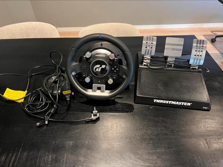 Thrustmaster T-GT 2, Spelcomputers en Games, Games | Sony PlayStation 4, Zo goed als nieuw, Racen en Vliegen, 1 speler, Vanaf 3 jaar