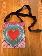 Tie-dye Schoudertasje met Hart, Sieraden, Tassen en Uiterlijk, Tassen | Damestassen, Ophalen of Verzenden, Zo goed als nieuw, Overige kleuren