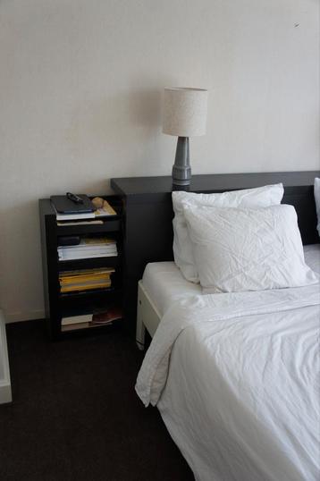 Ikea Malm Hoofdeind met Nachtkastjes - afbeelding 2