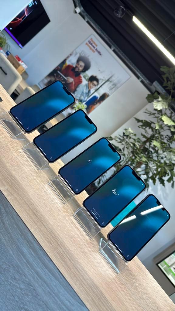  iPhone 13 128GB Zwart 100% batterij incl. 2 jaar garantie, Telecommunicatie, Mobiele telefoons | Apple iPhone, Refurbished, 128 GB