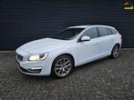 Volvo V60 - 2.4 D6 Summum | 2014 | AWD | XEN. | LEDER | NAP!, Auto's, Volvo, Automaat, 1800 kg, Wit, Vierwielaandrijving