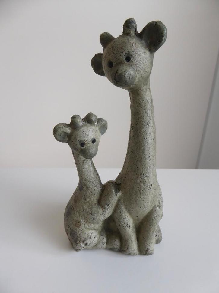 Giraf met jong staand, grijs aardewerk(nr. 15), Verzamelen, Dierenverzamelingen, Zo goed als nieuw, Beeldje of Figuurtje, Wild dier