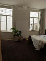 Super mooi vloerkleed donkerbruin Karwei, zo goed als nieuw!, Ophalen, Zo goed als nieuw, Rechthoekig, 200 cm of meer