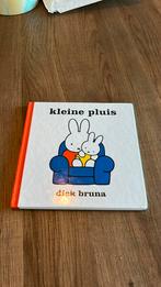 Dick Bruna - Kleine pluis, Gelezen, Ophalen of Verzenden, Dick Bruna, Sprookjes
