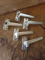 AXA Raamuitzetters, Doe-het-zelf en Verbouw, Ophalen of Verzenden, Gebruikt, Overige materialen, Schuif of Grendel