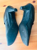 Prada schoenen maat 40, Kleding | Dames, Ophalen of Verzenden, Prada, Werkschoenen, Zo goed als nieuw