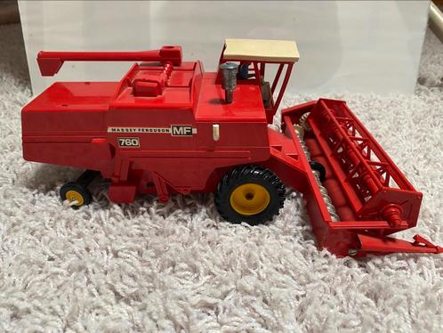 Combine - Britains Ltd, Hobby en Vrije tijd, Modelauto's | 1:32, Zo goed als nieuw, Tractor of Landbouw, Britains, Ophalen of Verzenden