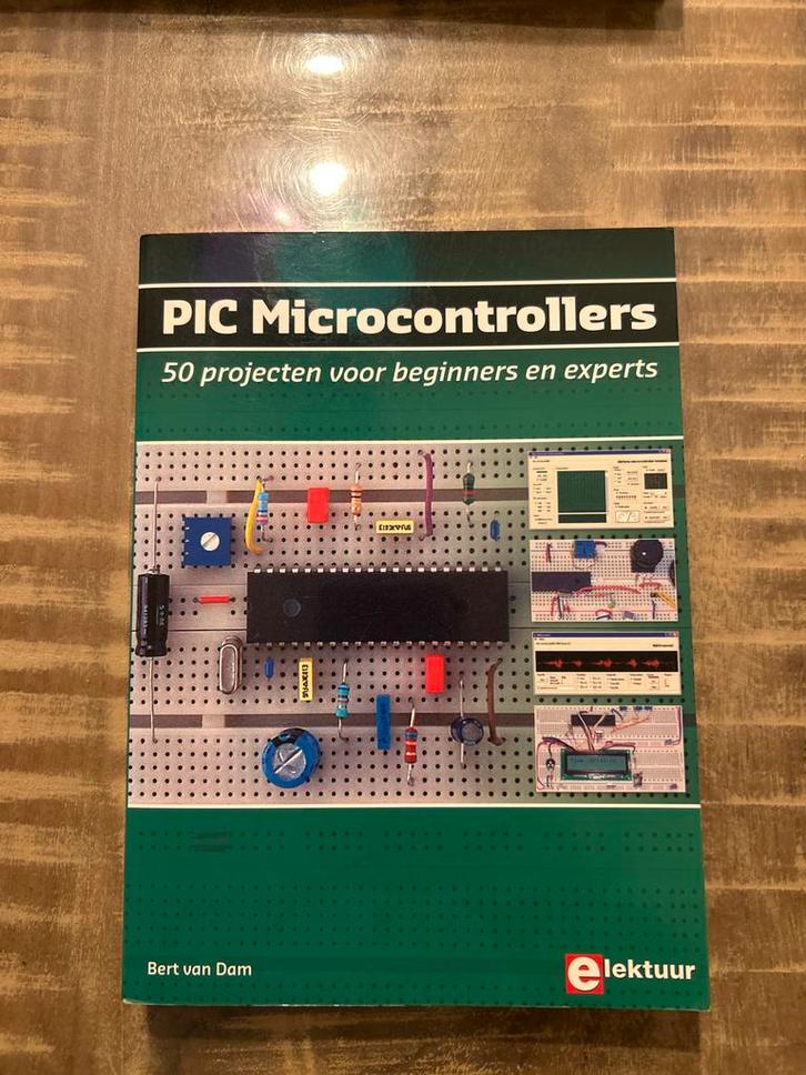PIC Microcontrollers - 50 Projecten, Boeken, Techniek, Gelezen, Elektrotechniek, Ophalen of Verzenden