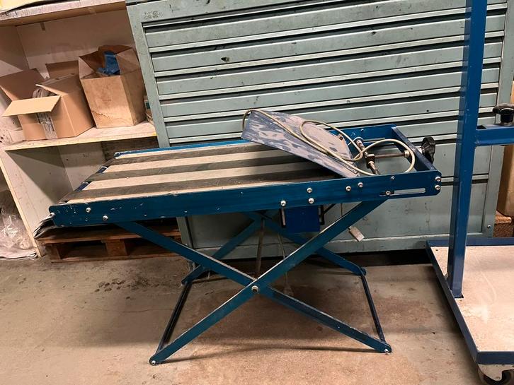 Stenz Feeder, Diversen, Papierwaren, Ophalen