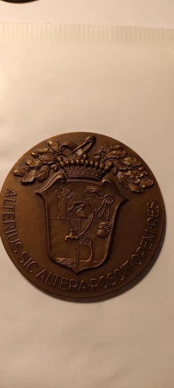 Oude herdenkingsmunt 1805-1955 beschikbaar voor biedingen