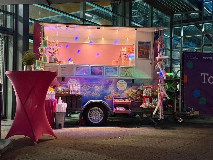 festival foodtruck aangeboden met crêpes en poffertjes, Hobby en Vrije tijd, Feestartikelen | Verhuur, Zo goed als nieuw, Carnaval