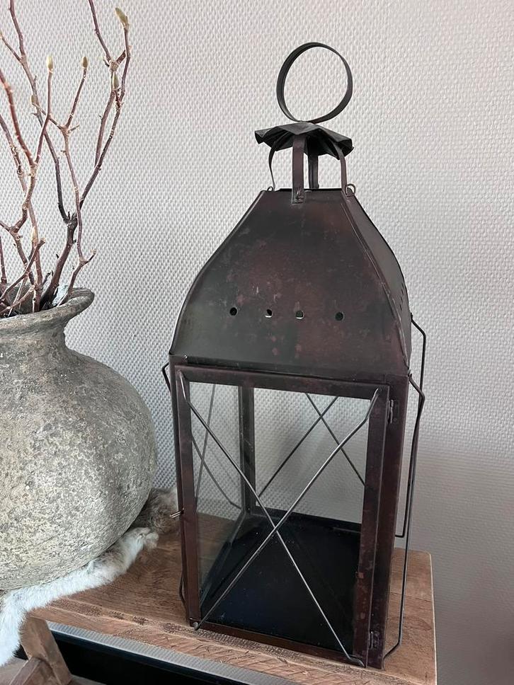 Roestkleurige lantaarn, Huis en Inrichting, Woonaccessoires | Kandelaars en Kaarsen, Zo goed als nieuw, Metaal, Ophalen