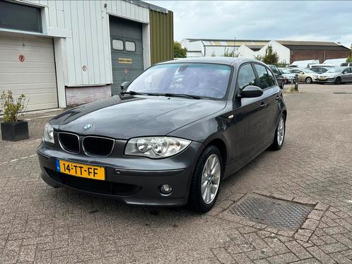 BMW 1-Serie 1.6 I 116 2004 Grijs, Auto's, BMW, Bedrijf, 1-Serie, Benzine, D, Hatchback, Handgeschakeld, Geïmporteerd, Zilver of Grijs