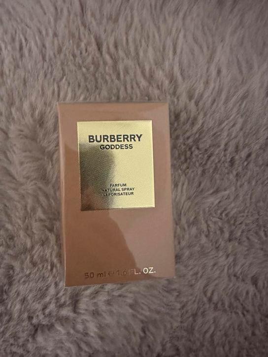Burberry Goddess parfum 50ml, Sieraden, Tassen en Uiterlijk, Uiterlijk | Parfum, Nieuw, Ophalen of Verzenden