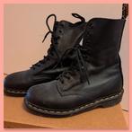 Dr. Martens maat 40, Kleding | Dames, Schoenen, Ophalen of Verzenden, Zo goed als nieuw, Zwart