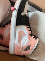Air Jordan 1 Mid - Nieuw!, Kleding | Dames, Schoenen, Ophalen of Verzenden, Nieuw, Roze, Sneakers of Gympen