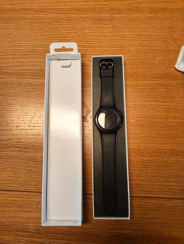 Samsung Galaxy watch4 classic 46mm beschikbaar voor biedingen