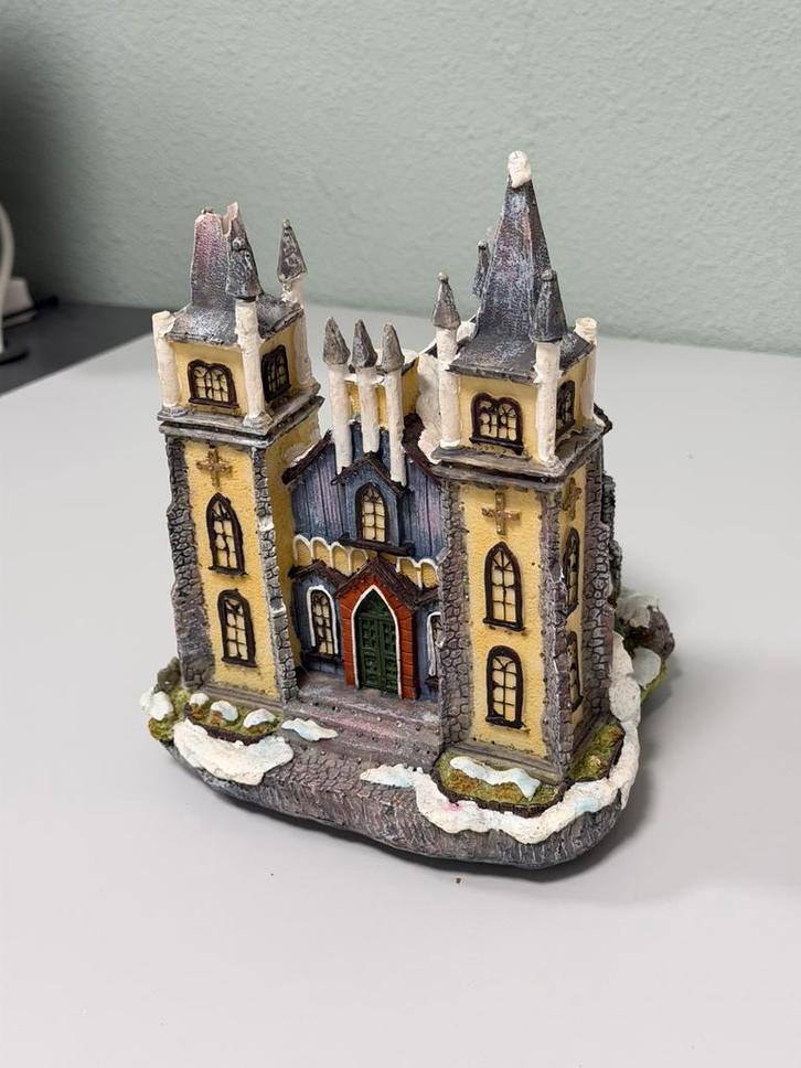Kerst Kerk / Kathedraal Kerstdorp met Verlichting – 24 cm, Diversen, Kerst, Gebruikt, Ophalen of Verzenden