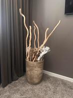 Vaas met decoratieve takken, Huis en Inrichting, Ophalen of Verzenden, Zo goed als nieuw