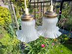 Vintage melkglas hanglampjes, rokkapjes met koperen pendel, Ophalen of Verzenden, Zo goed als nieuw, Minder dan 50 cm
