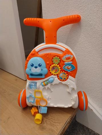 Loopkar / Speeltafel voor Baby's beschikbaar voor biedingen
