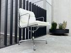 Vitra Eames EA207 lederen stoel, Verzenden, Gebruikt, Wit, Bureaustoel