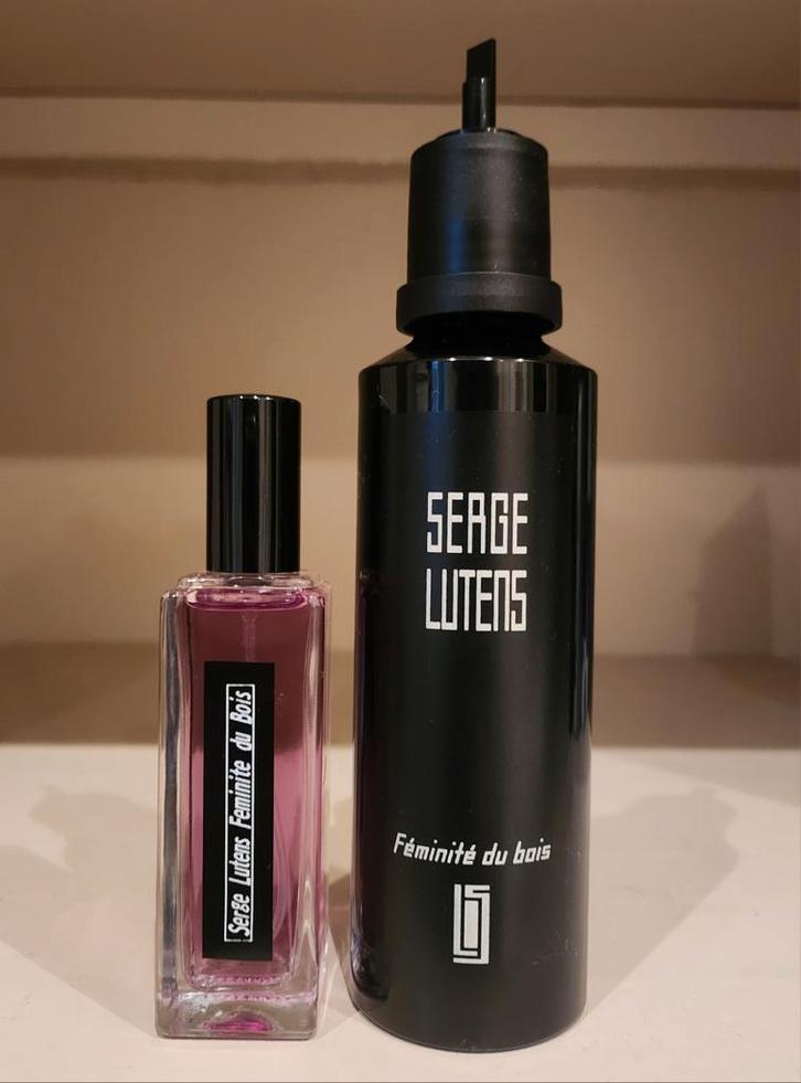 Serge Lutens Feminité du Bois 30ml decant Niche parfum, Sieraden, Tassen en Uiterlijk, Uiterlijk | Parfum, Zo goed als nieuw, Ophalen of Verzenden