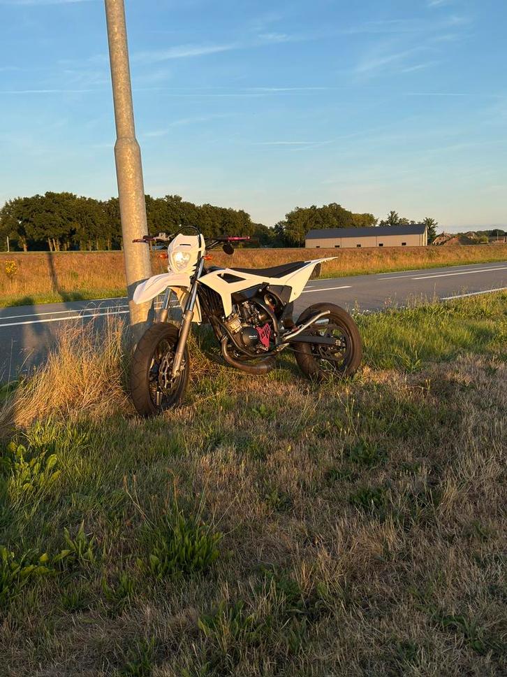 Beta rr50, Fietsen en Brommers, Brommers | Crossbrommers, Zo goed als nieuw, Overige merken, Ophalen