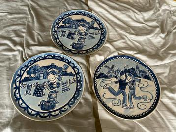3 Delftsblond pannenkoekenborden beschikbaar voor biedingen