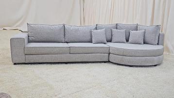 Moderne Grijze bank met Loungegedeelte – Comfortabel & Ruim beschikbaar voor biedingen