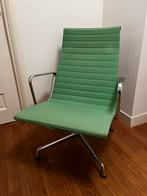 Vitra fauteuil model Eames 116, Ophalen, Gebruikt, Minder dan 75 cm, 50 tot 75 cm