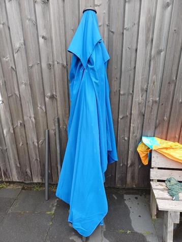 Madison Delos Luxe Stokparasol 200 x 300 beschikbaar voor biedingen