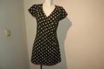 King Louie stretch jurk polkadot dennen groen witte stippen, Kleding | Dames, Maat 38/40 (M), Verzenden, Zo goed als nieuw, Knielengte
