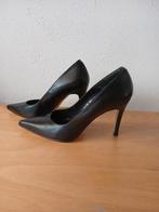 Zwarte pumps van Lola Shoes, maat 38, Ophalen, Pumps, Zwart, Zo goed als nieuw