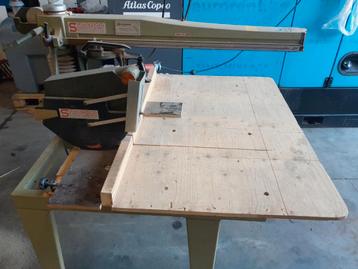 Zaagtafel Stromab werkend radiaalzaag 400V  beschikbaar voor biedingen