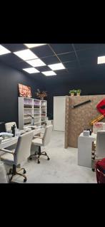 Beauty salon laser pedicure massage knippen