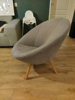Zo goed als nieuwe fauteuil stoel grijs met houten poot, 75 tot 100 cm, Stof, 75 tot 100 cm, Zo goed als nieuw