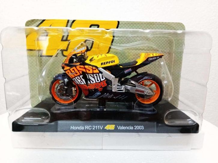 59757: Honda RC 211 V - Valentino Rossi - Valencia 2003 1:18, Hobby en Vrije tijd, Modelauto's | 1:18, Nieuw, Motor, Overige merken