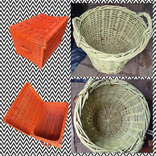 Oranje rieten kist en Grote stevige rieten mand licht groen, Huis en Inrichting, Woonaccessoires | Kisten, Gebruikt, Minder dan 50 cm