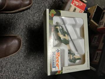 1 nieuwe militaire helicopter roco ho minitanks beschikbaar voor biedingen