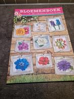 Bloemenboek: Maak je eigen bloemen!, Ophalen of Verzenden, Zo goed als nieuw