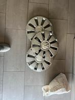 VW Up! Wieldoppen 14 inch (3 stuks), Auto diversen, Wieldoppen, Ophalen of Verzenden, Gebruikt