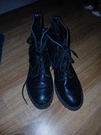 Te koop zeer nette dames schoenen Maat 40, Ophalen of Verzenden, Zo goed als nieuw, Sneakers of Gympen