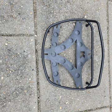 Rekje voor motor topkoffer beschikbaar voor biedingen