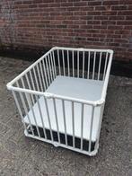 Opvouwbare box, Kinderen en Baby's, Boxen, Ophalen of Verzenden, Gebruikt, Wieltjes